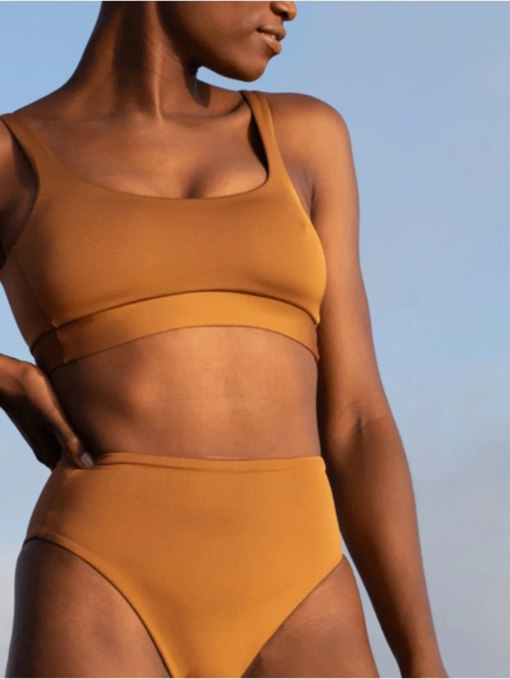 Left On Friday Double Scoop Bikini Top M in Tan Lines Surf Swim Beach Resort